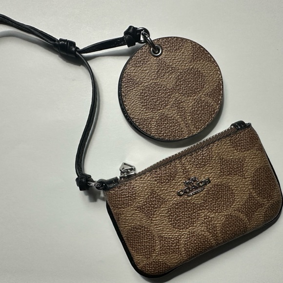 Coach Laurel Bag Pouch and Mirror - Picture 8 of 12